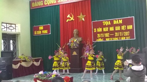 văn nghệ  m. non.jpg