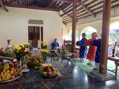 hội làng đại lữ.jpg