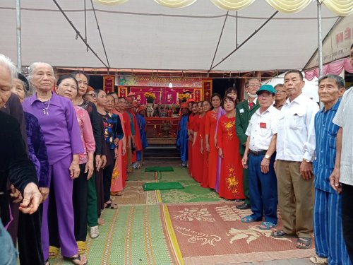 hội làng 1.jpg