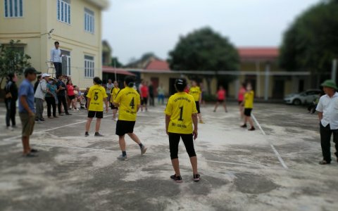 Hội phụ nữ xã tổ chức giải bóng chuyền kỷ niệm 92 năm ngày Thành lập HND Việt Nam